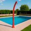 DOCCIASOLARE-RIO-ROSSO MPC Ducha Solar Roja de Polietileno HD 226 cm de altura con capacidad para 25 litros lavapies y grifería en latón ideal para jardín y piscina Modelo Rio