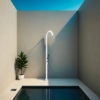 LUNA-ALU-D-BIANCA-LCD SINED Ducha de piscina en aluminio blanco con ducha de mano y termómetro Con agua caliente y fría Apta para exteriores e interiores Con doble conexión lateral e inferior LUNA ALU D BIANCA LCD